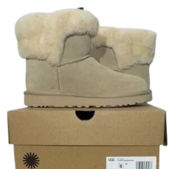 NWT/NIB - Women's UGG Saniya Suede Shearling Mini Boots - Size 6 - Picture 6 of 8